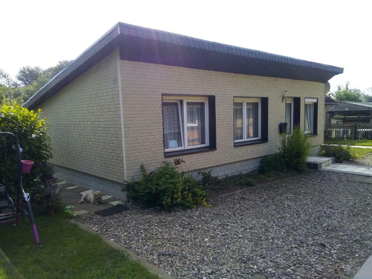 Spacious Bungalow Near Sea In Grundshagen Pokoj fotografie
